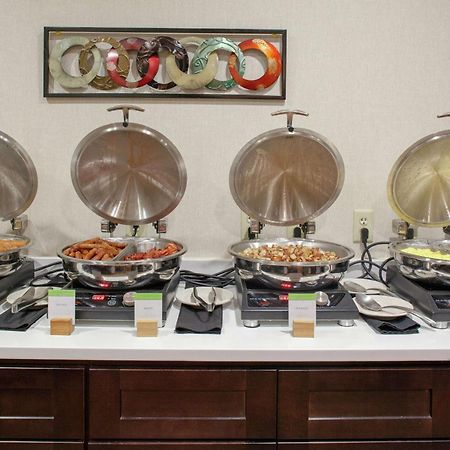 Doubletree Suites By Hilton Dayton/Miamisburg Esterno foto