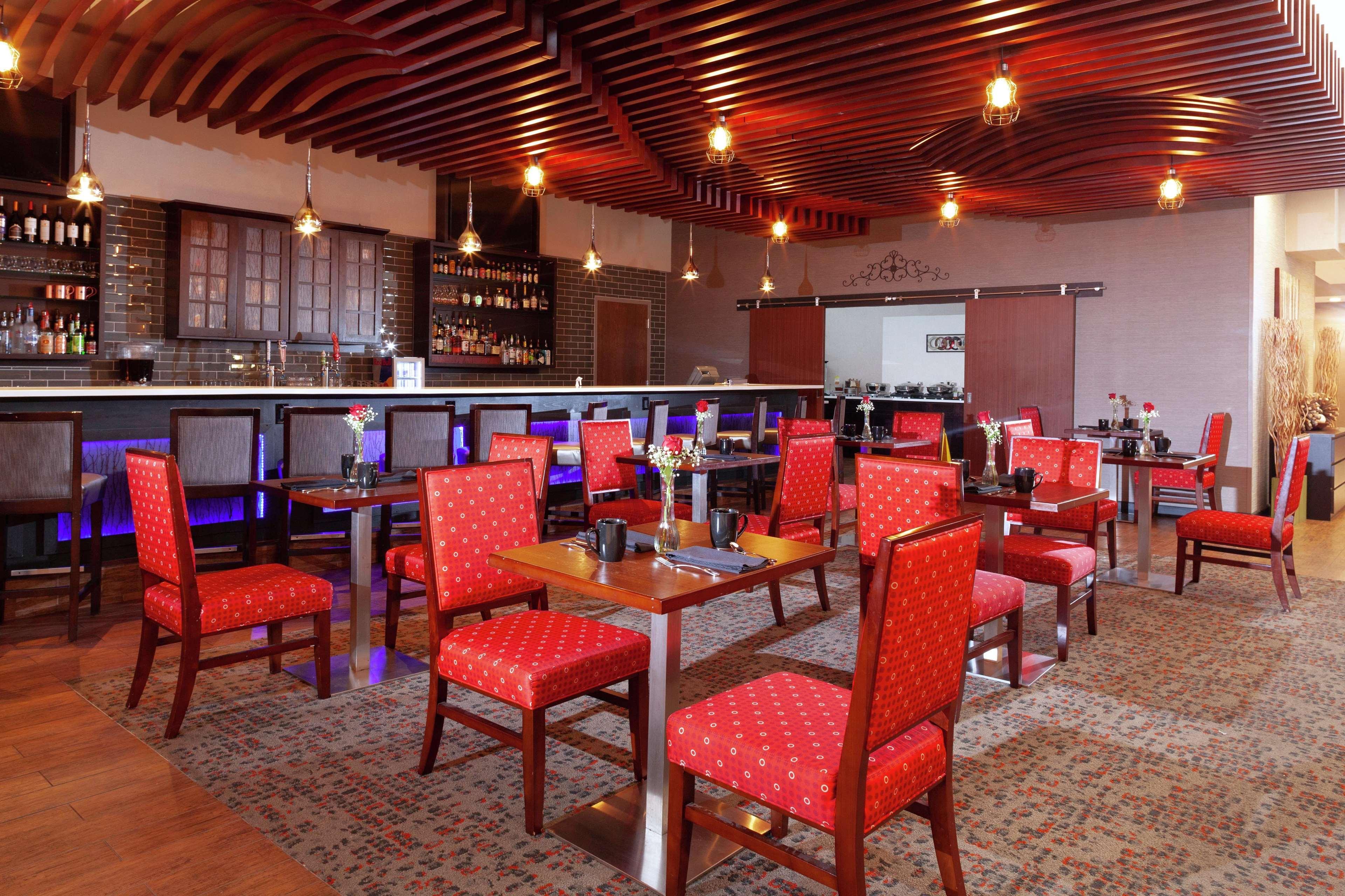 Doubletree Suites By Hilton Dayton/Miamisburg Esterno foto