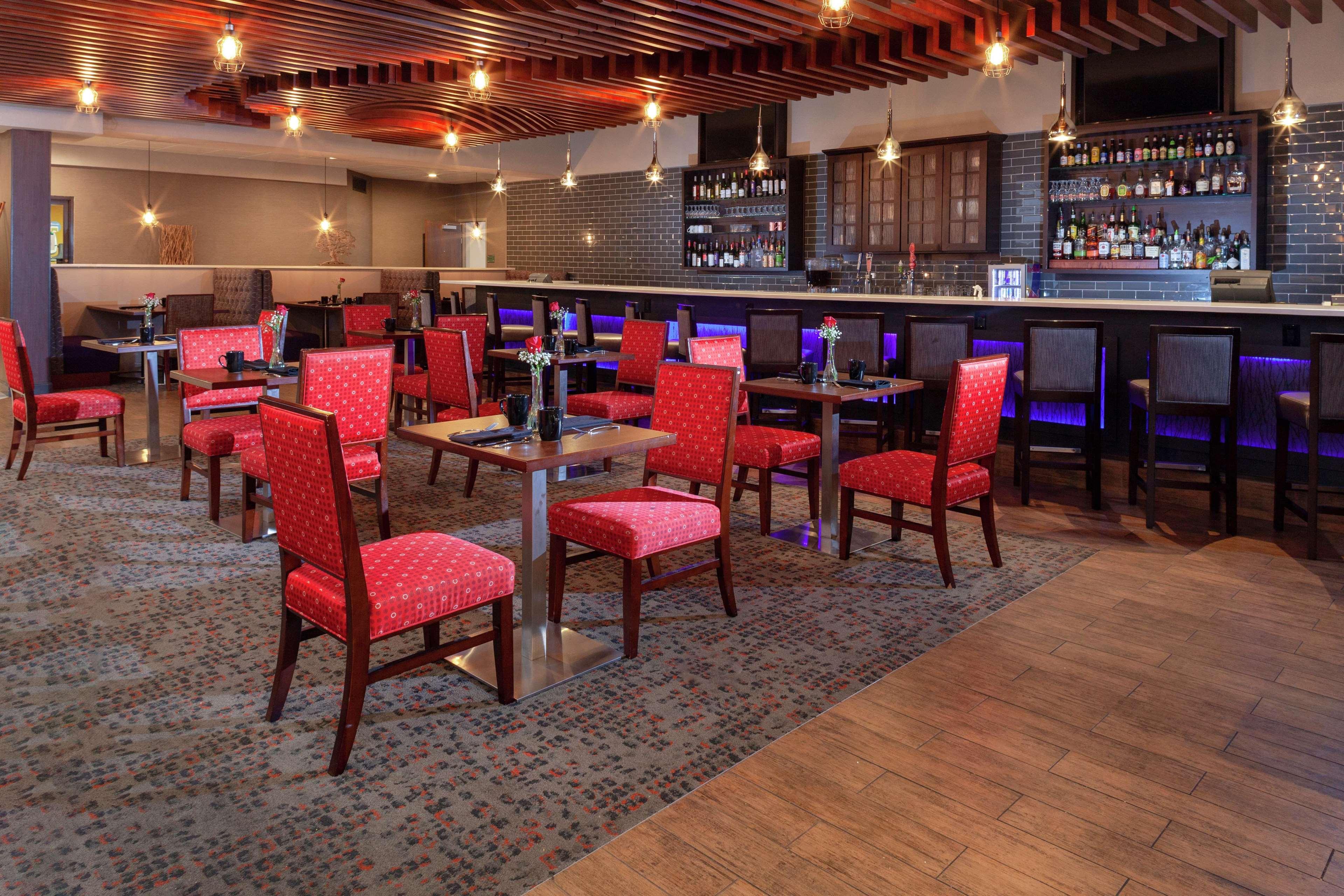 Doubletree Suites By Hilton Dayton/Miamisburg Esterno foto