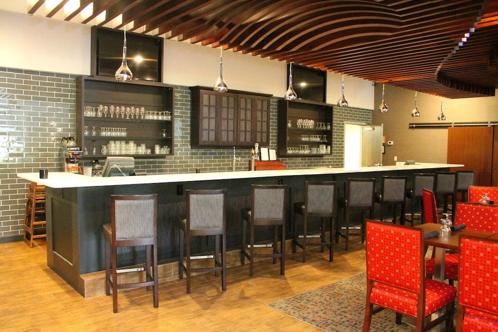 Doubletree Suites By Hilton Dayton/Miamisburg Esterno foto