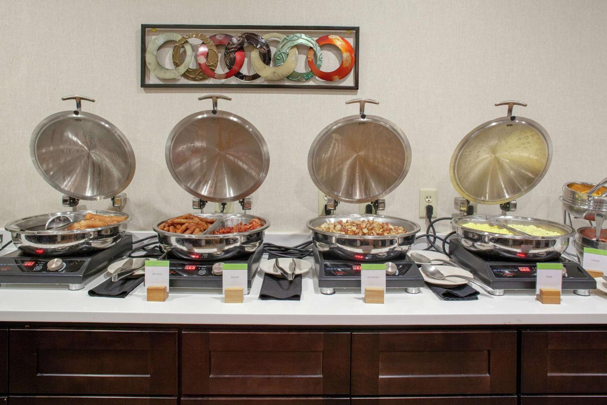 Doubletree Suites By Hilton Dayton/Miamisburg Esterno foto