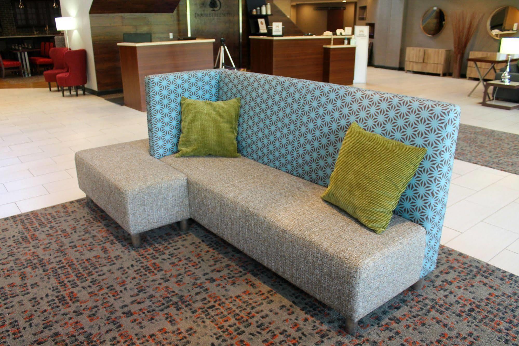 Doubletree Suites By Hilton Dayton/Miamisburg Esterno foto