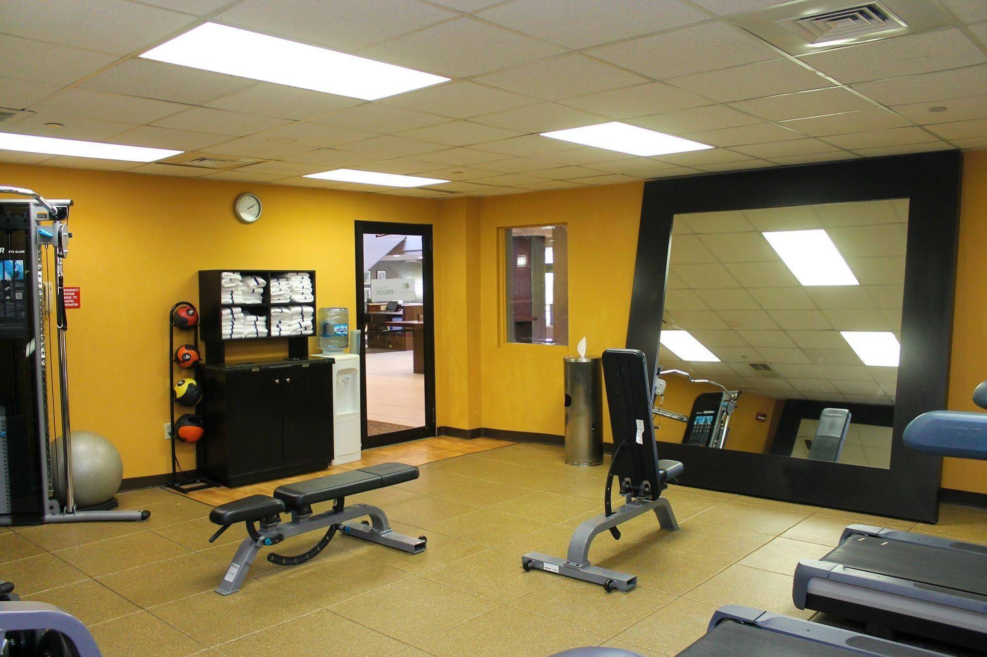 Doubletree Suites By Hilton Dayton/Miamisburg Esterno foto